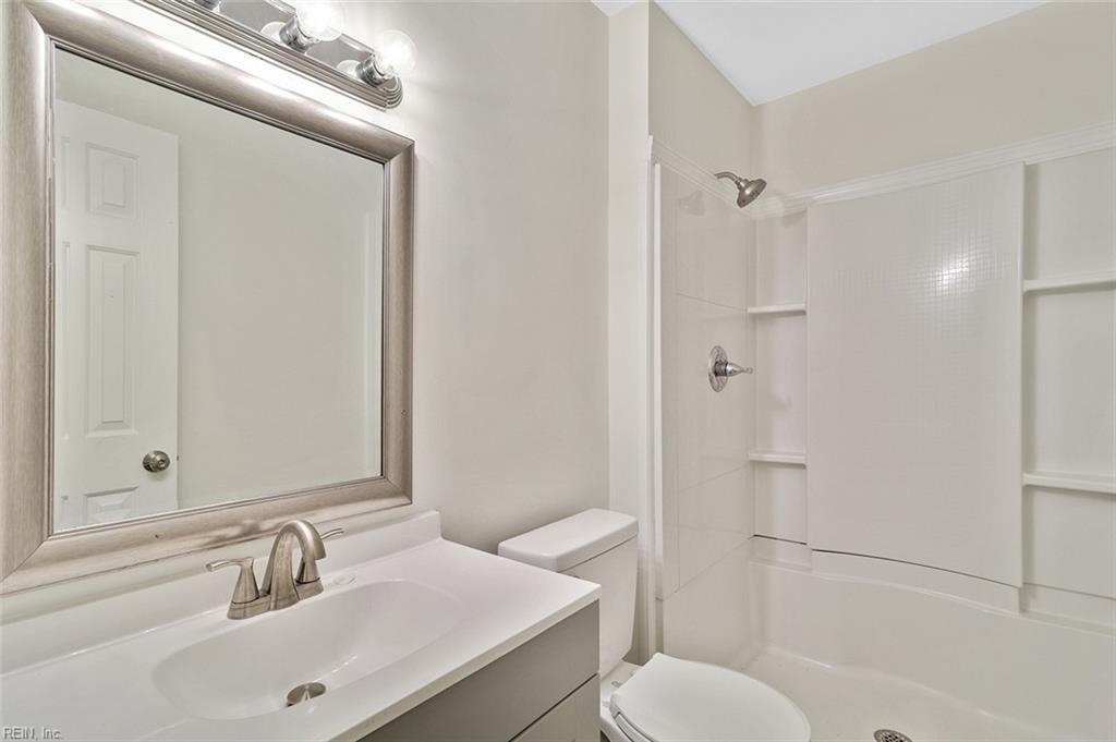 1717 Stoney Creek Arch Property Photo 15