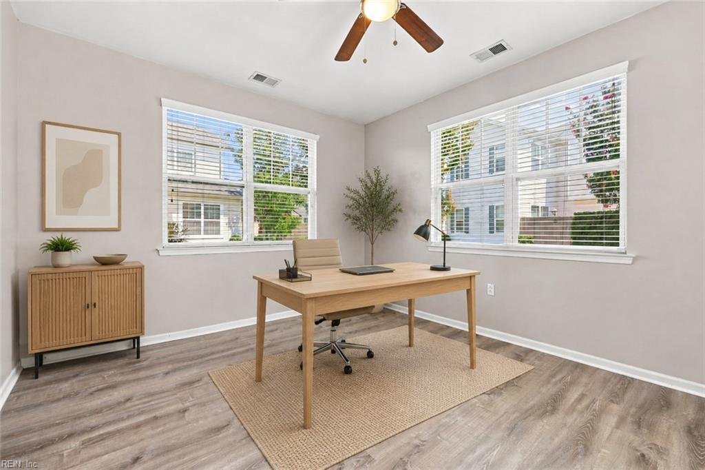 4381 Turnworth Arch Property Photo 7