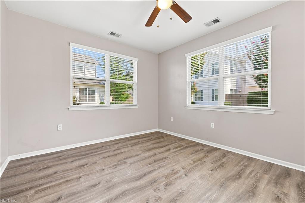 4381 Turnworth Arch Property Photo 10
