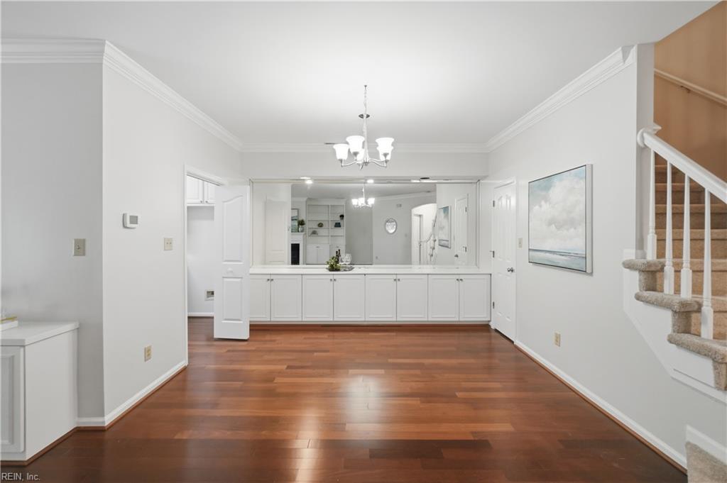 1736 Royal Cove Ct Property Photo 11