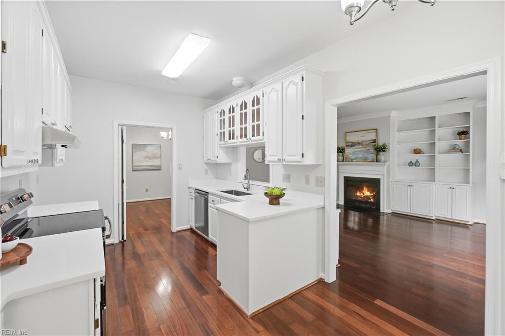 1736 Royal Cove Ct Property Photo 16