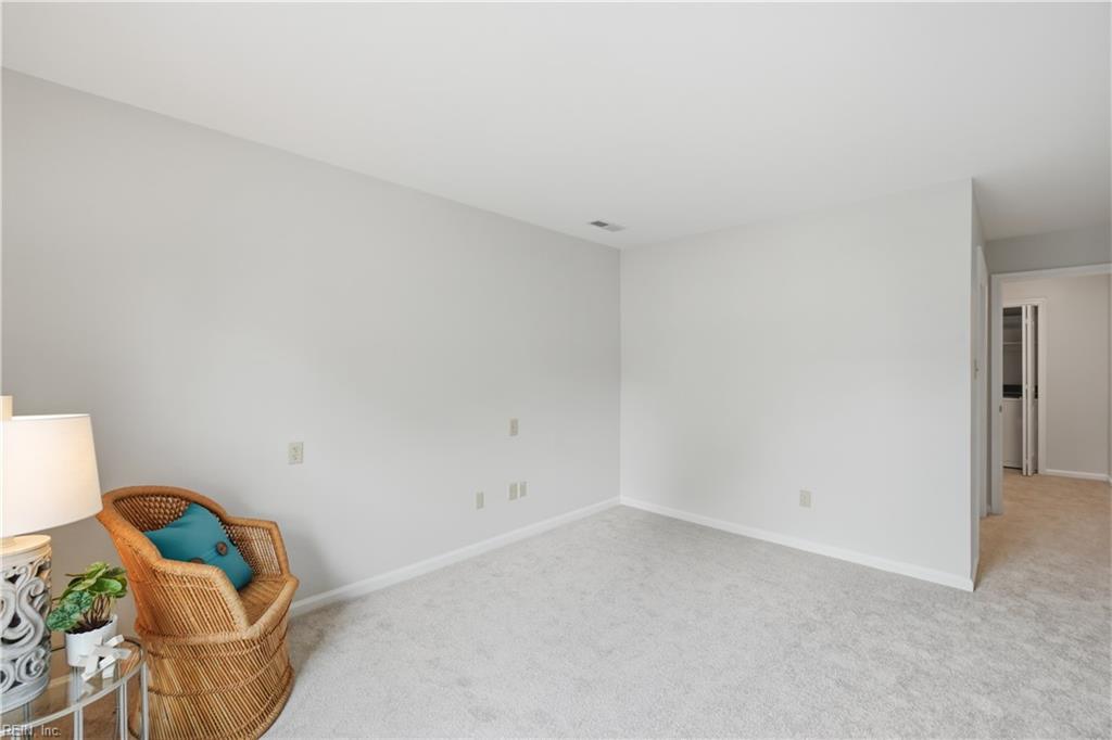 1736 Royal Cove Ct Property Photo 31