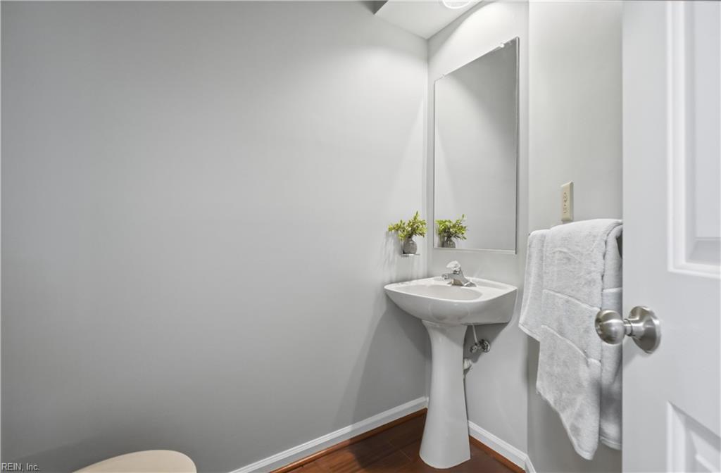 1736 Royal Cove Ct Property Photo 35