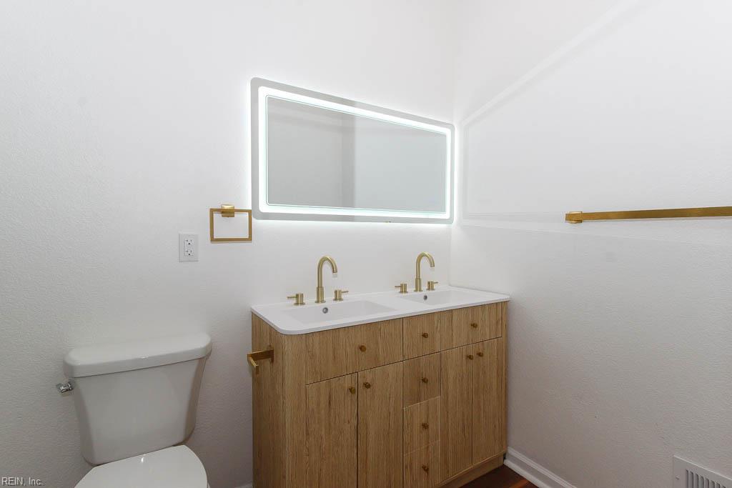 224 Neoma Dr Property Photo 25