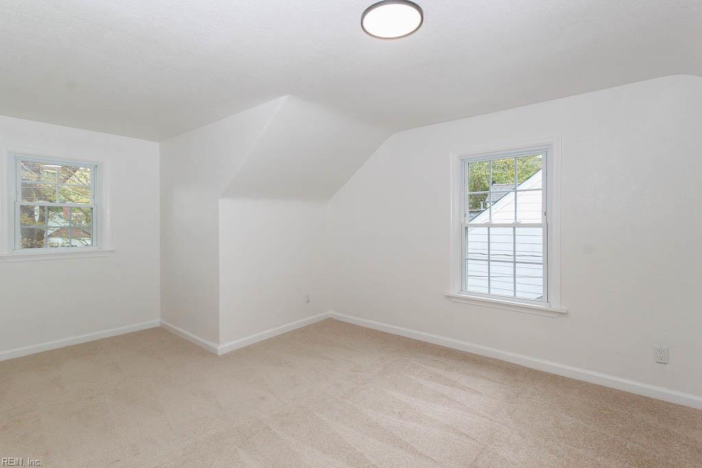 224 Neoma Dr Property Photo 28