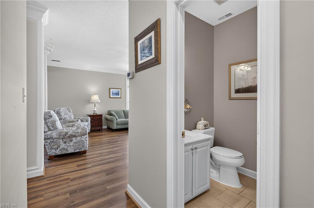 6319 Glenwilton Ln Property Photo 11