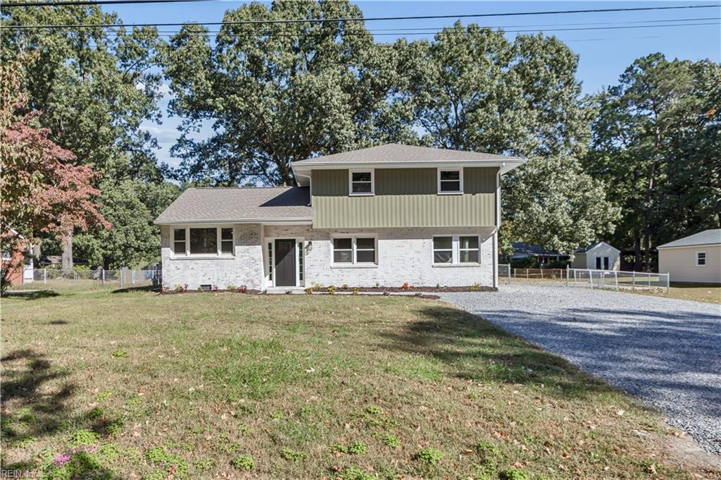 105 Cheadle Loop Rd Property Photo 1