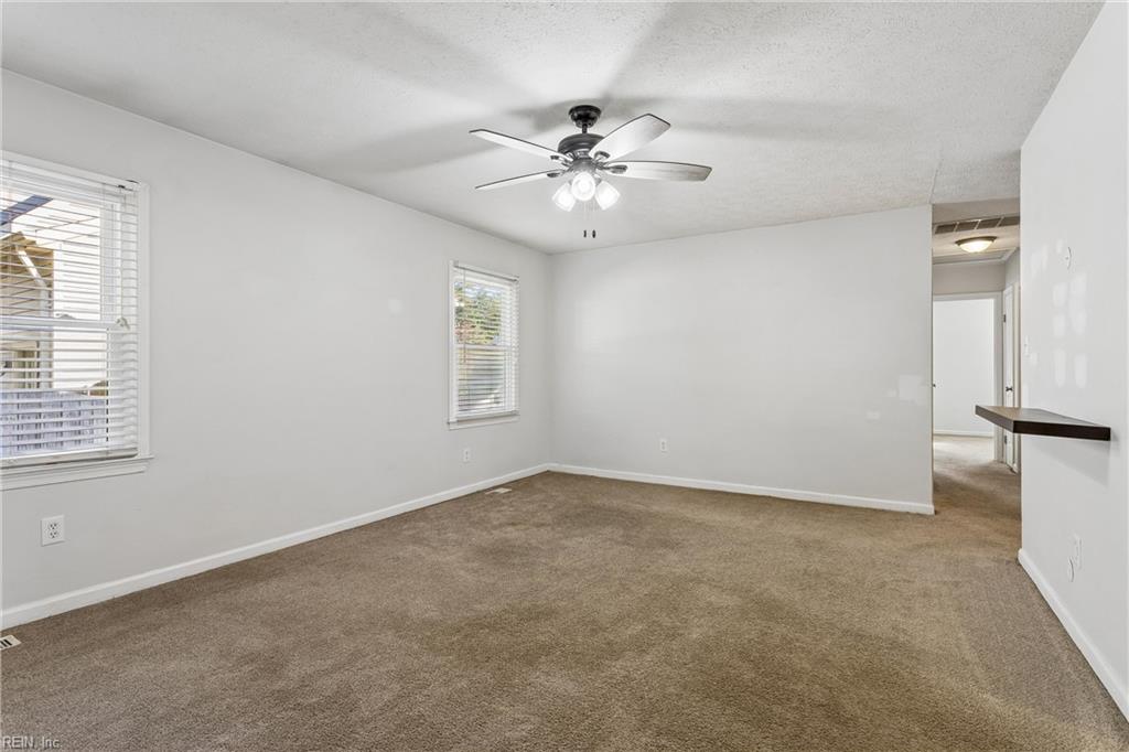 13 Steeplechase Loop Property Photo 18