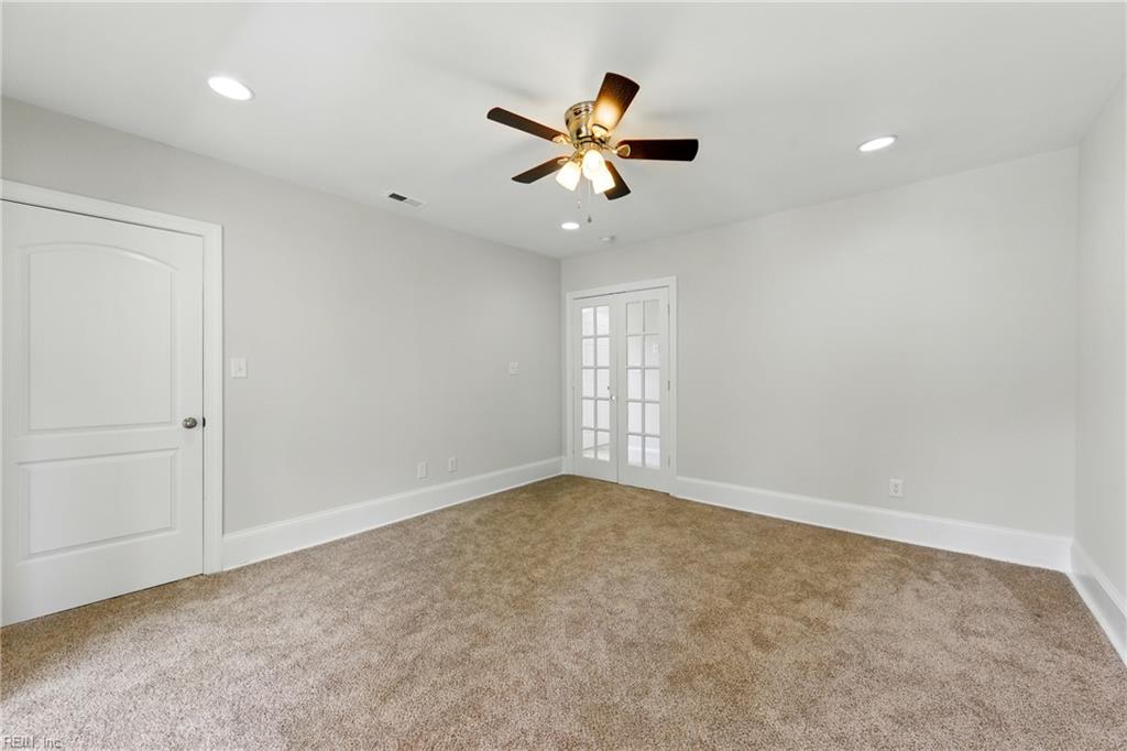 552 2nd Ave Property Photo 16