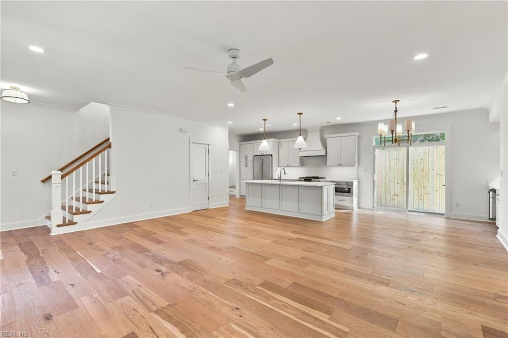 210 81st St Property Photo 11