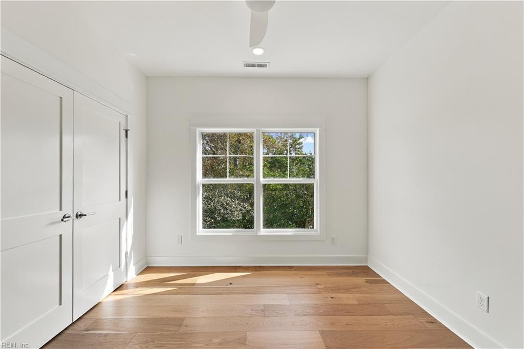 210 81st St Property Photo 25