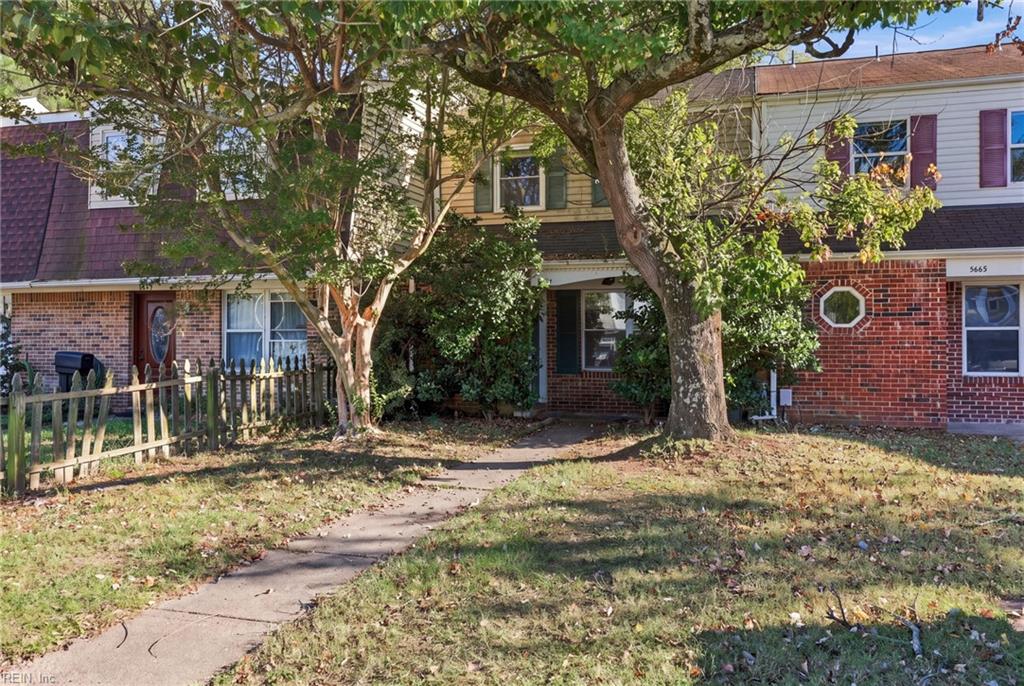 5661 Caxton Ct Property Photo 1