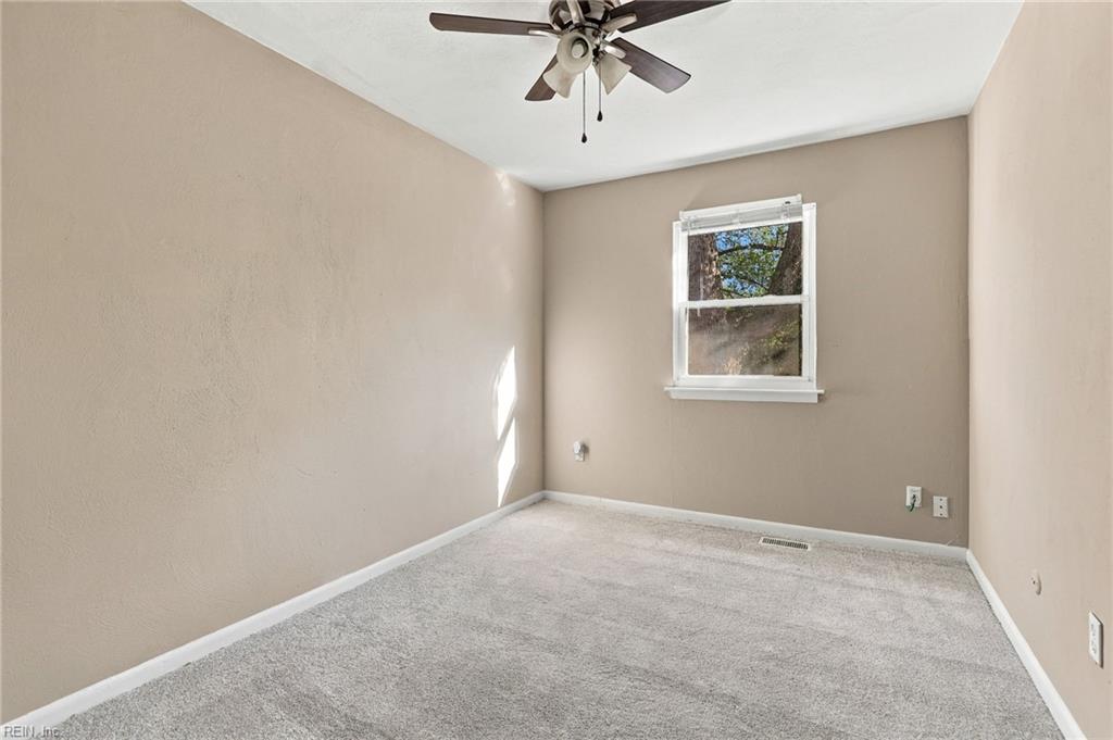 5661 Caxton Ct Property Photo 18