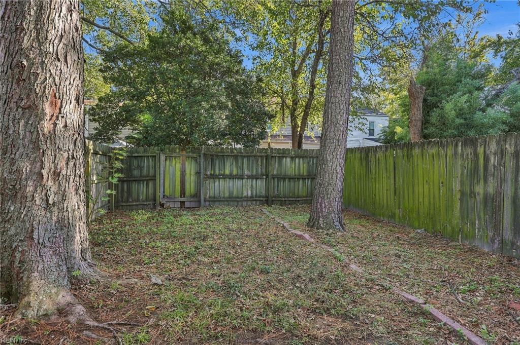 5661 Caxton Ct Property Photo 24