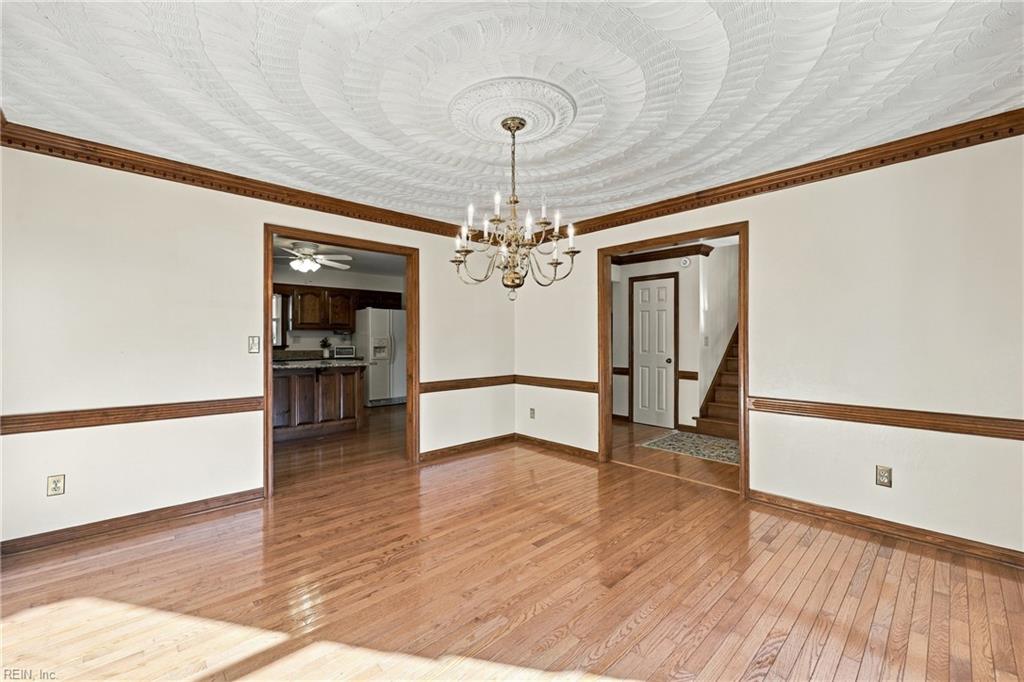 401 Brougham Ct Property Photo 7