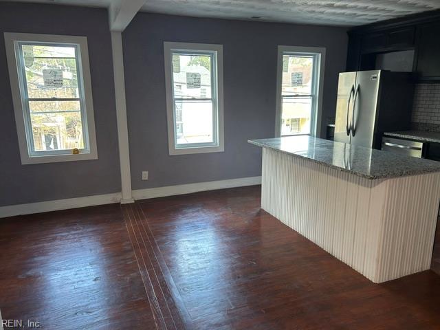 833 Fremont St Property Photo 7