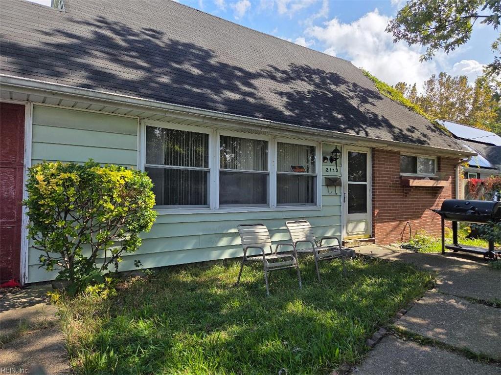 2113 Ardmore Ave Property Photo 1