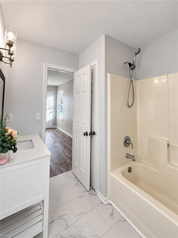 2725 Spinners Way Property Photo 11