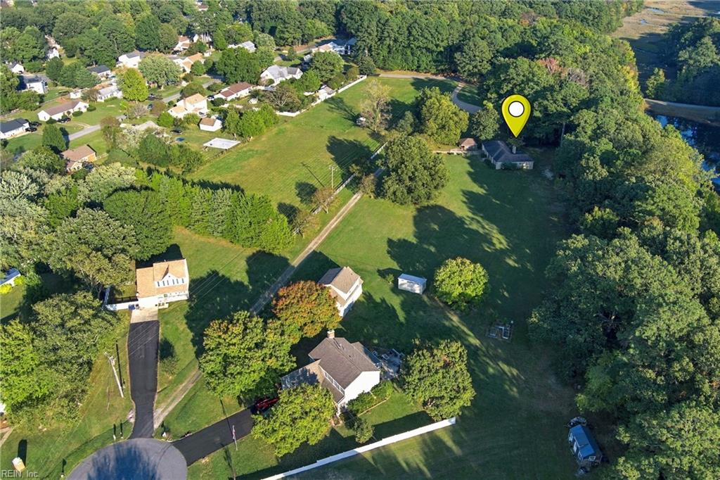 6 Field Dr Property Photo 3