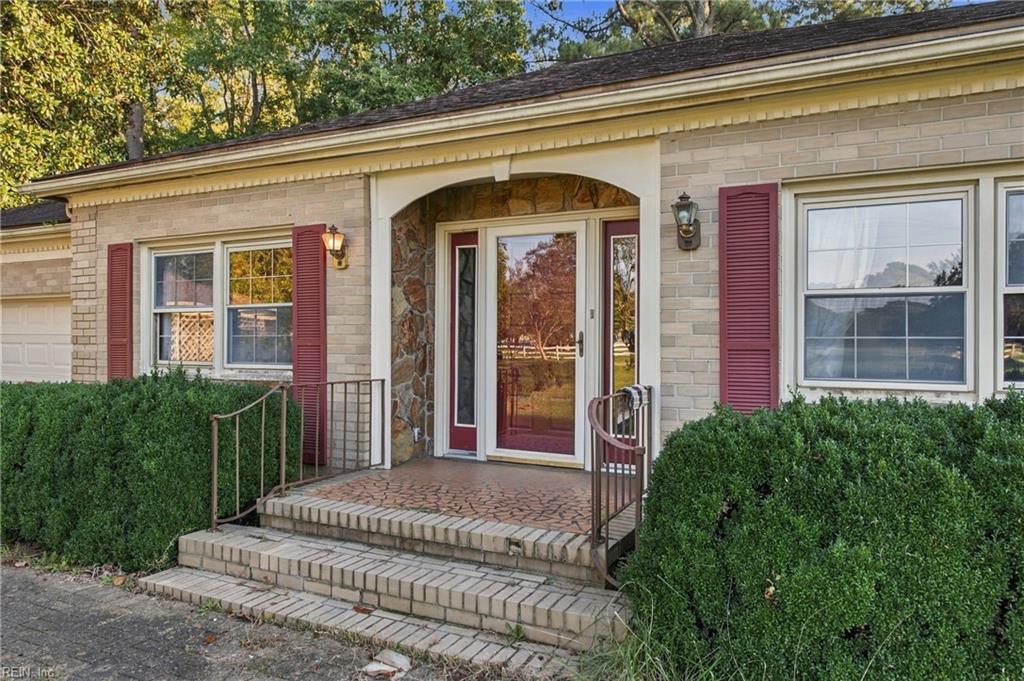 6 Field Dr Property Photo 15