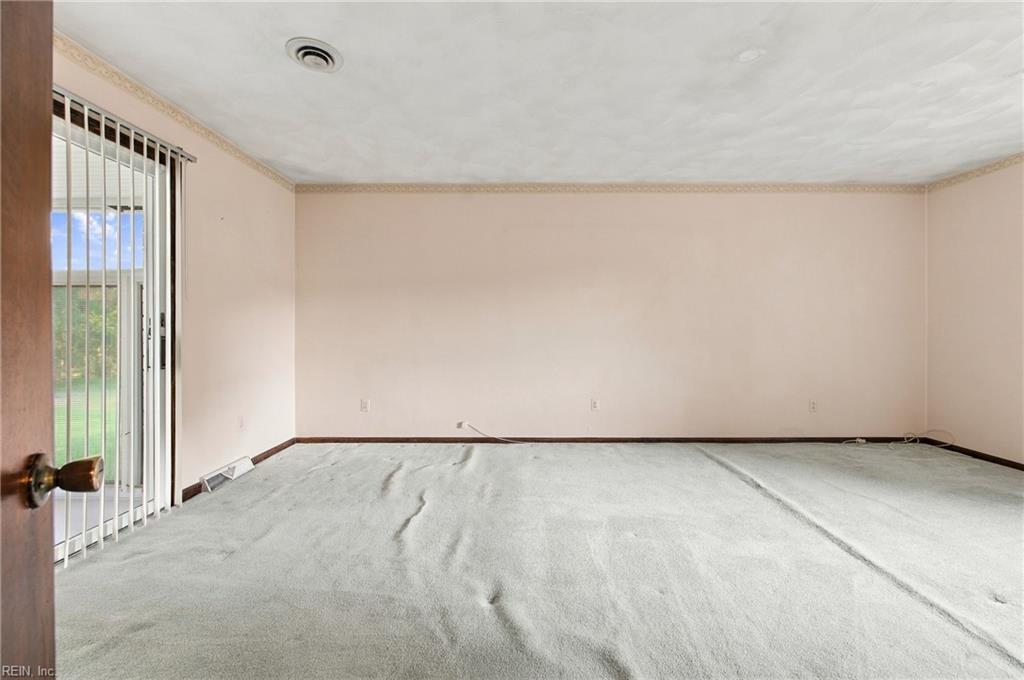 6 Field Dr Property Photo 26
