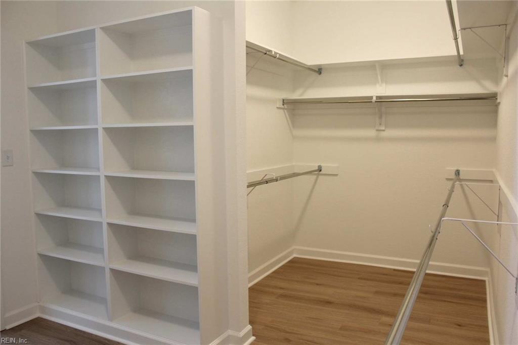 723 Morely Ln Property Photo 24