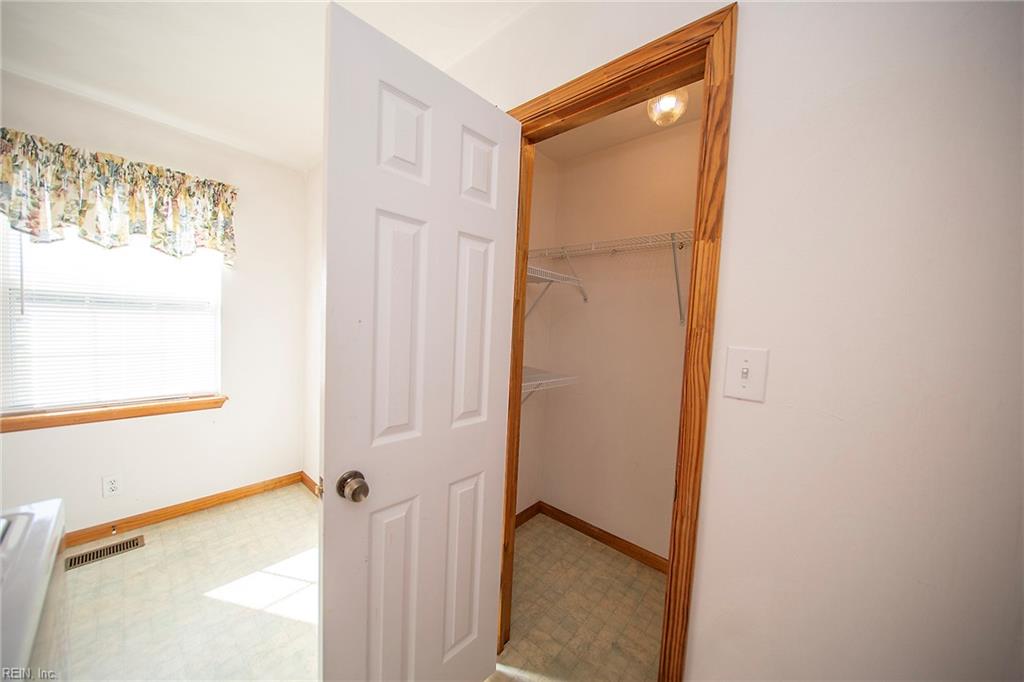 18358 Tomlin Hill Dr Property Photo 25