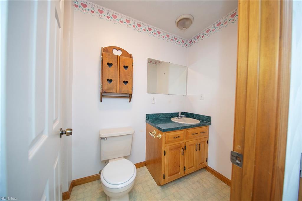 18358 Tomlin Hill Dr Property Photo 39