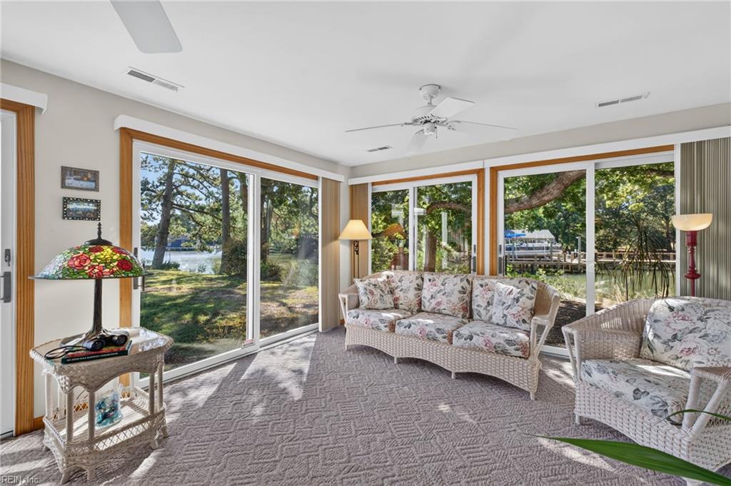 4539 Johns Point Rd Property Photo 34