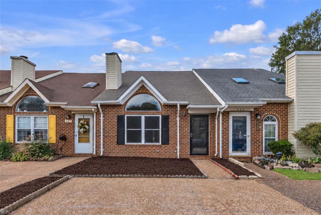 425 Troon Chse Property Photo 3