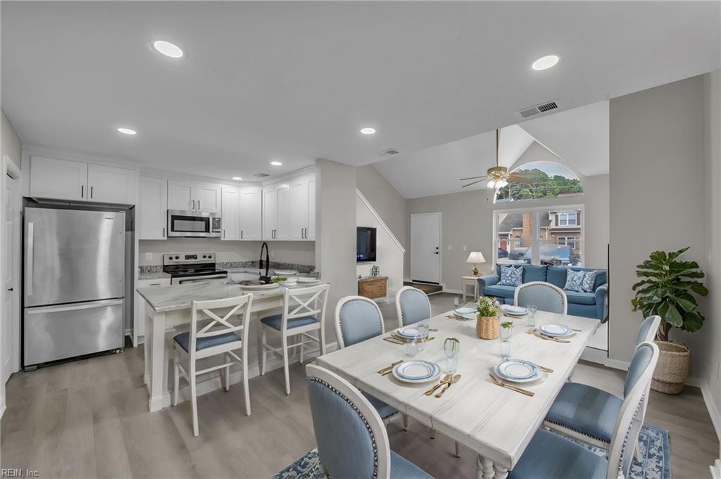 425 Troon Chse Property Photo 13