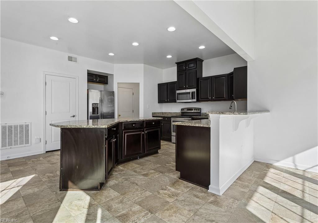 514 Loggerhead Dr Property Photo 15