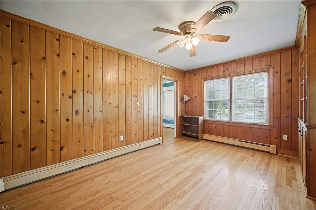916 Maryland Ave Property Photo 7