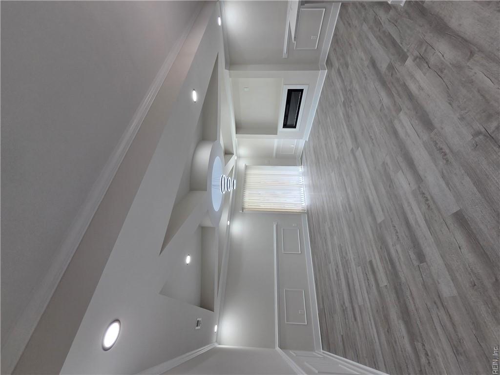 629 Day St Property Photo 8