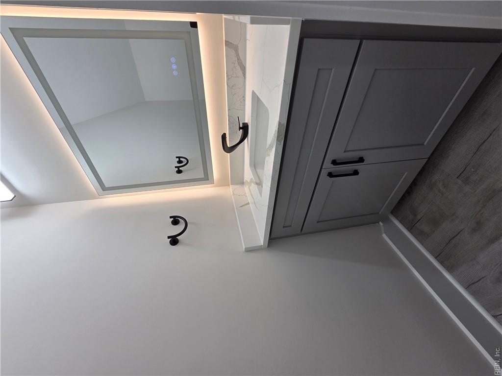 629 Day St Property Photo 17