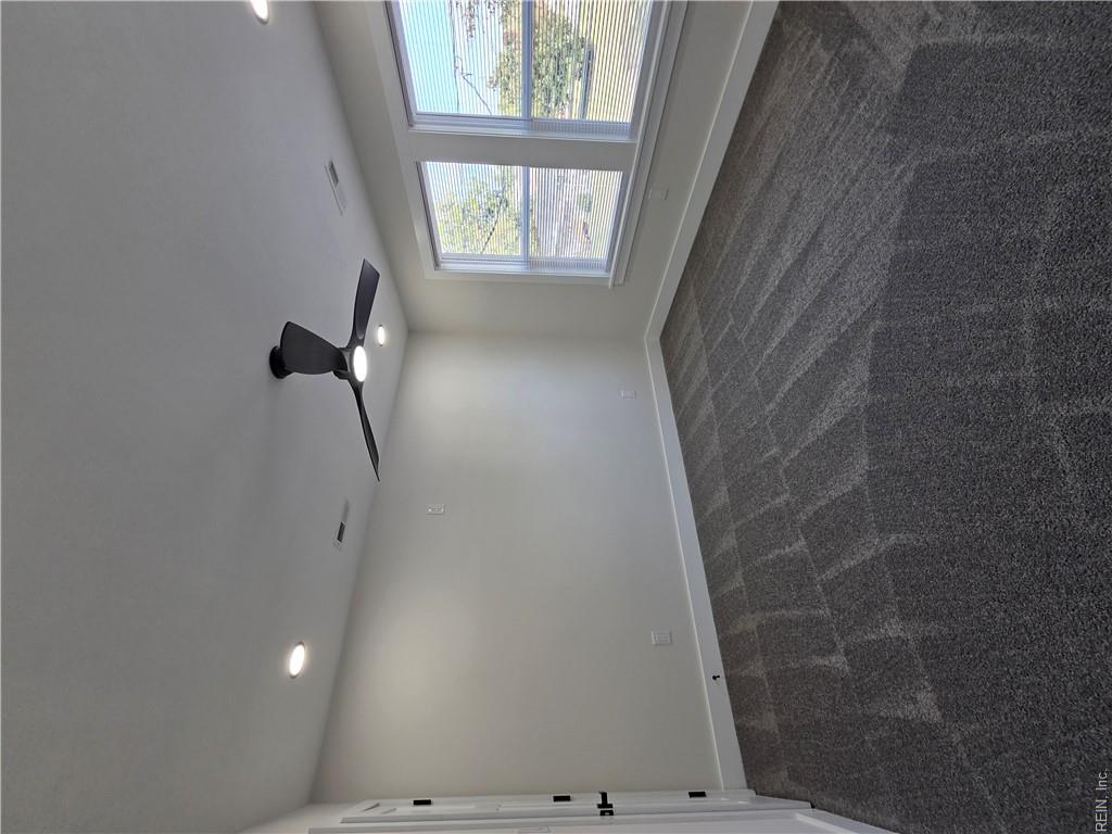 629 Day St Property Photo 29