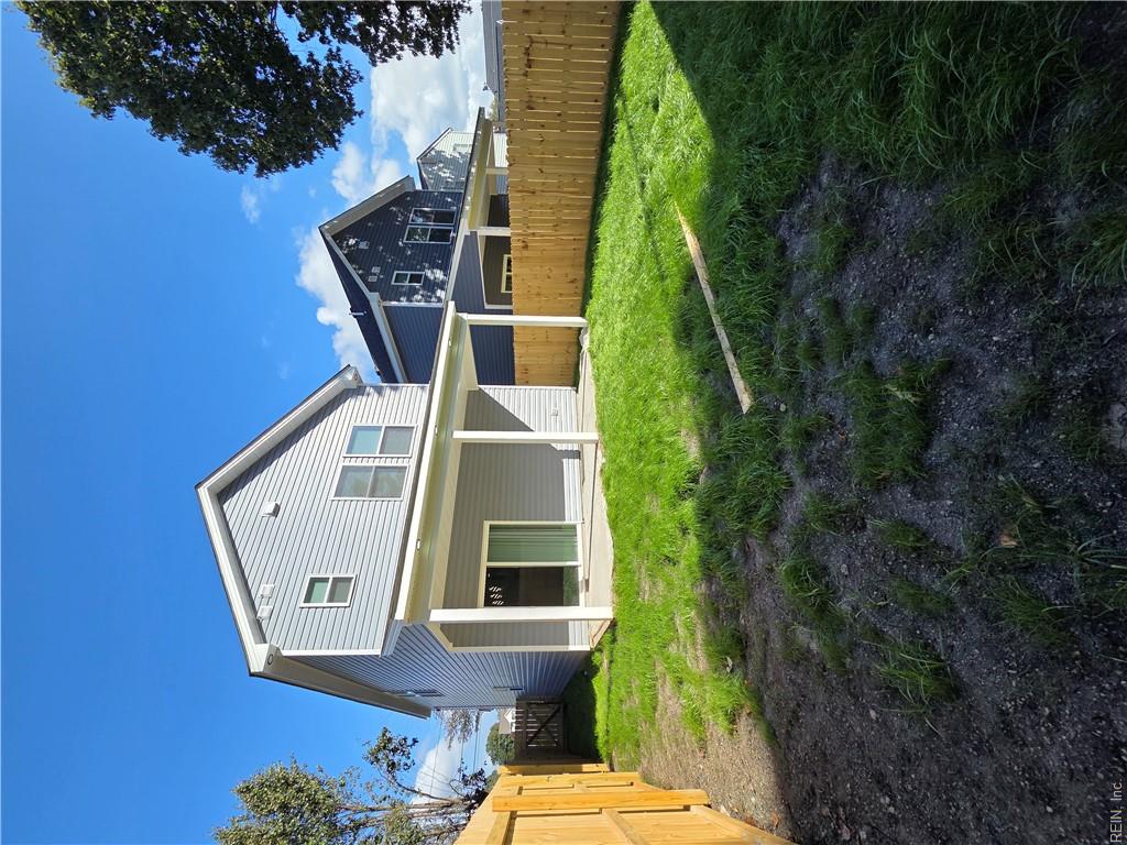 629 Day St Property Photo 35