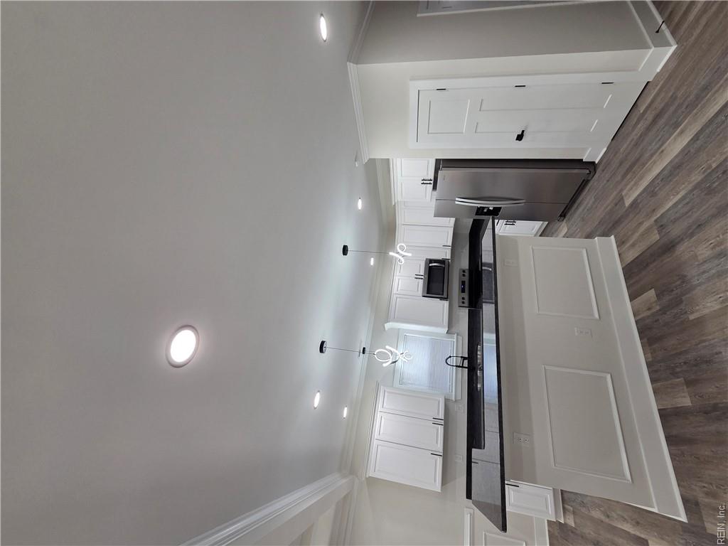 627 Day St Property Photo 14