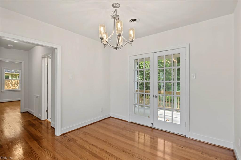 686 Winthrop Rd Property Photo 13
