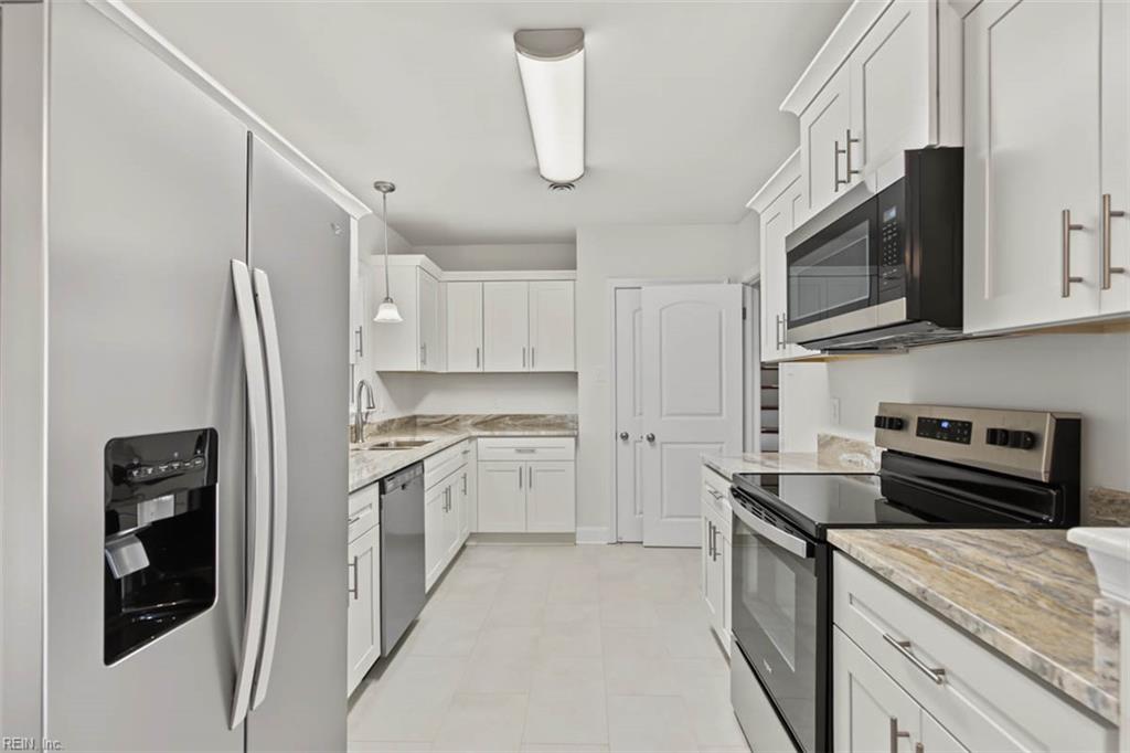686 Winthrop Rd Property Photo 15