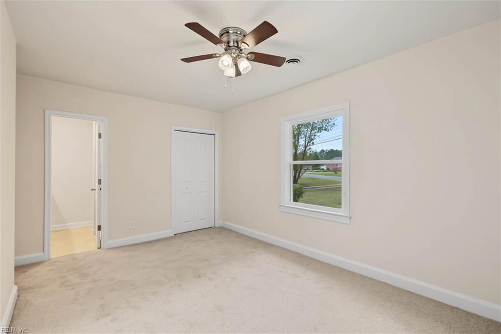 686 Winthrop Rd Property Photo 26