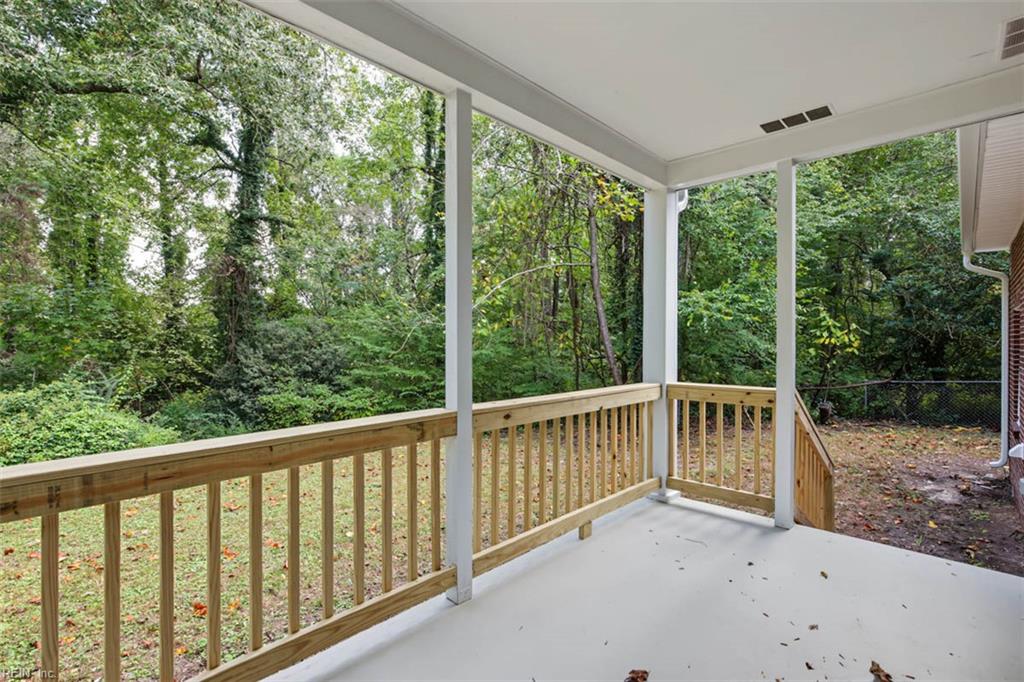 686 Winthrop Rd Property Photo 34