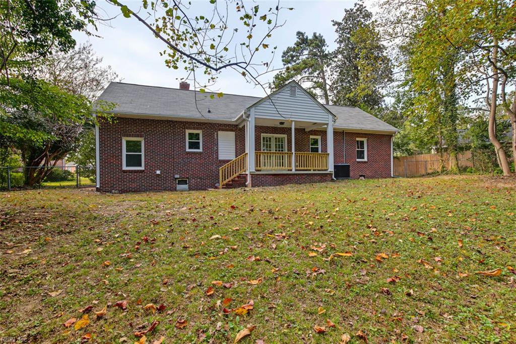 686 Winthrop Rd Property Photo 37