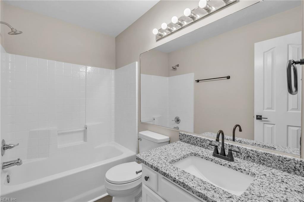 720 Hunters Quay Property Photo 40