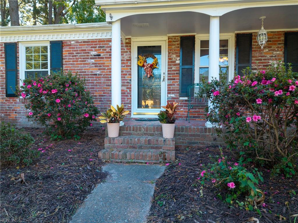 4009 Santa Maria Dr Property Photo 3