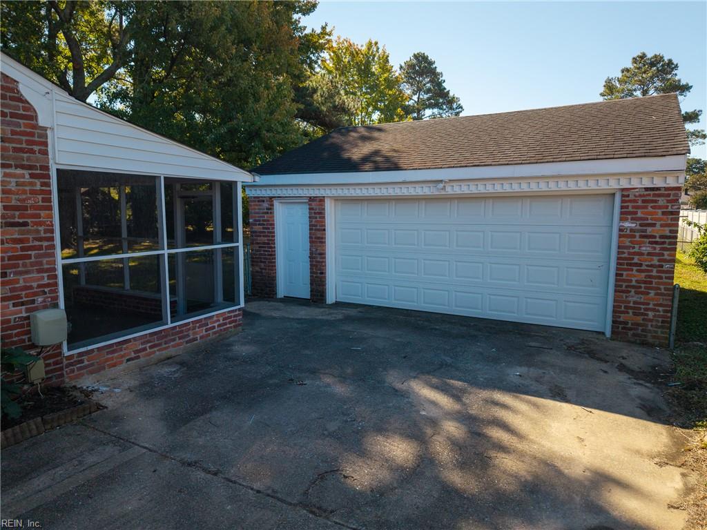 4009 Santa Maria Dr Property Photo 5