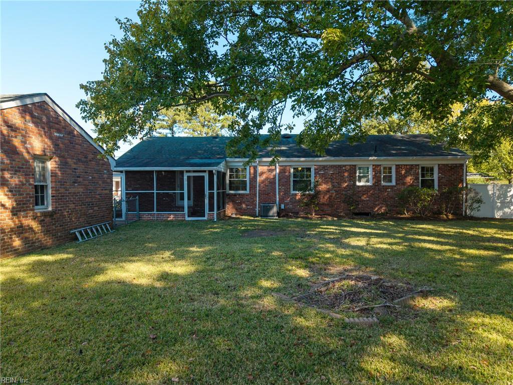 4009 Santa Maria Dr Property Photo 25