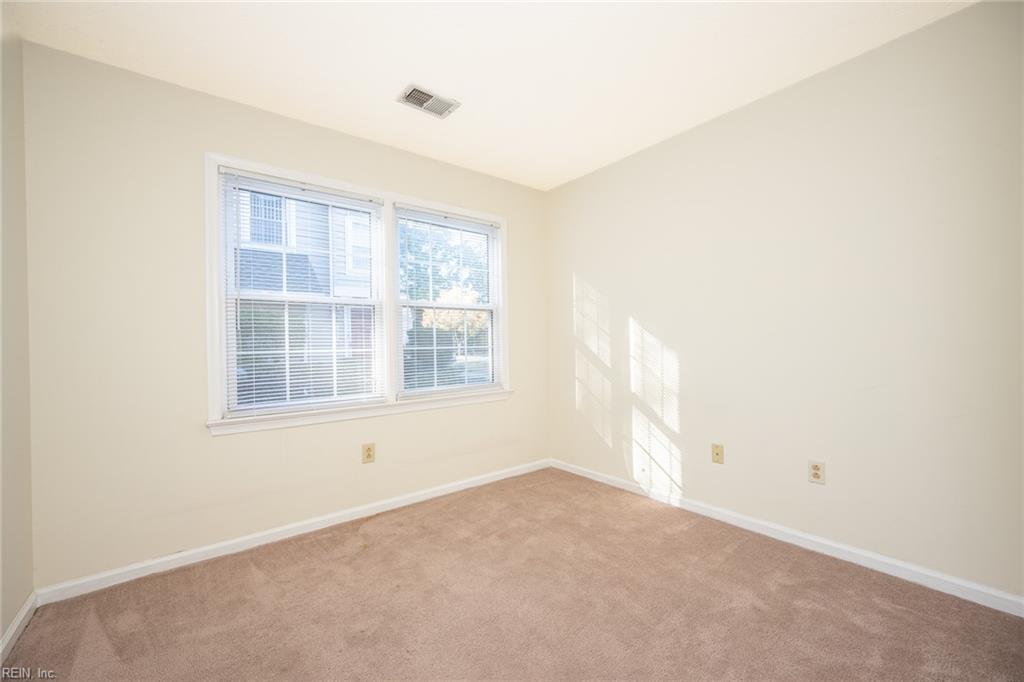 321 Wimbledon Chse Property Photo 18