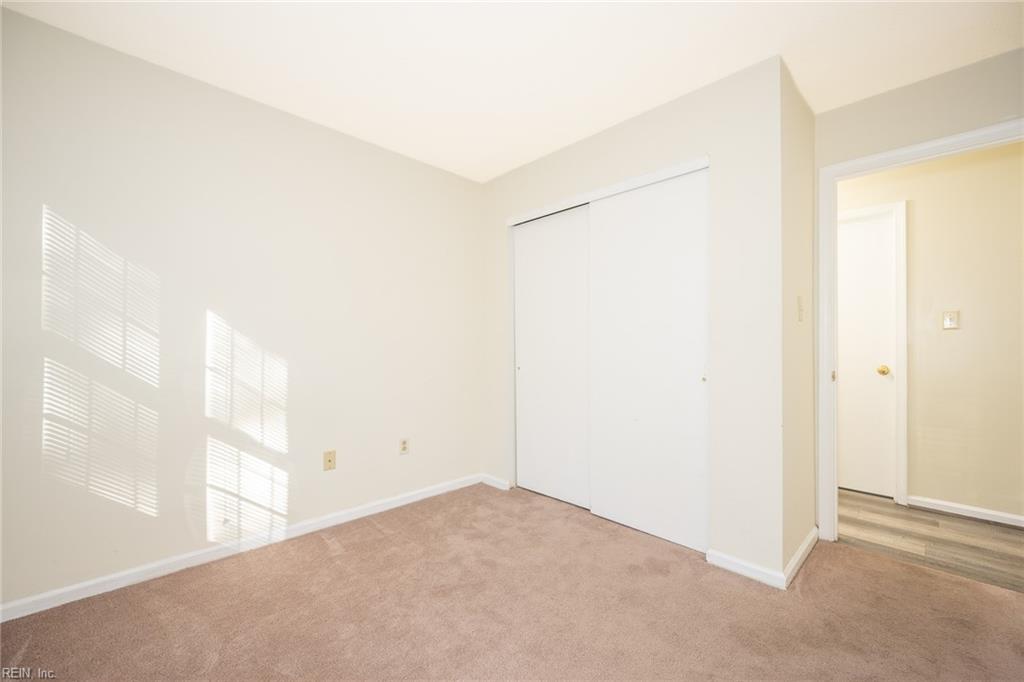 321 Wimbledon Chse Property Photo 22