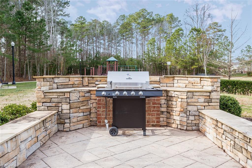 1221 Founders Pointe Trl Property Photo 24